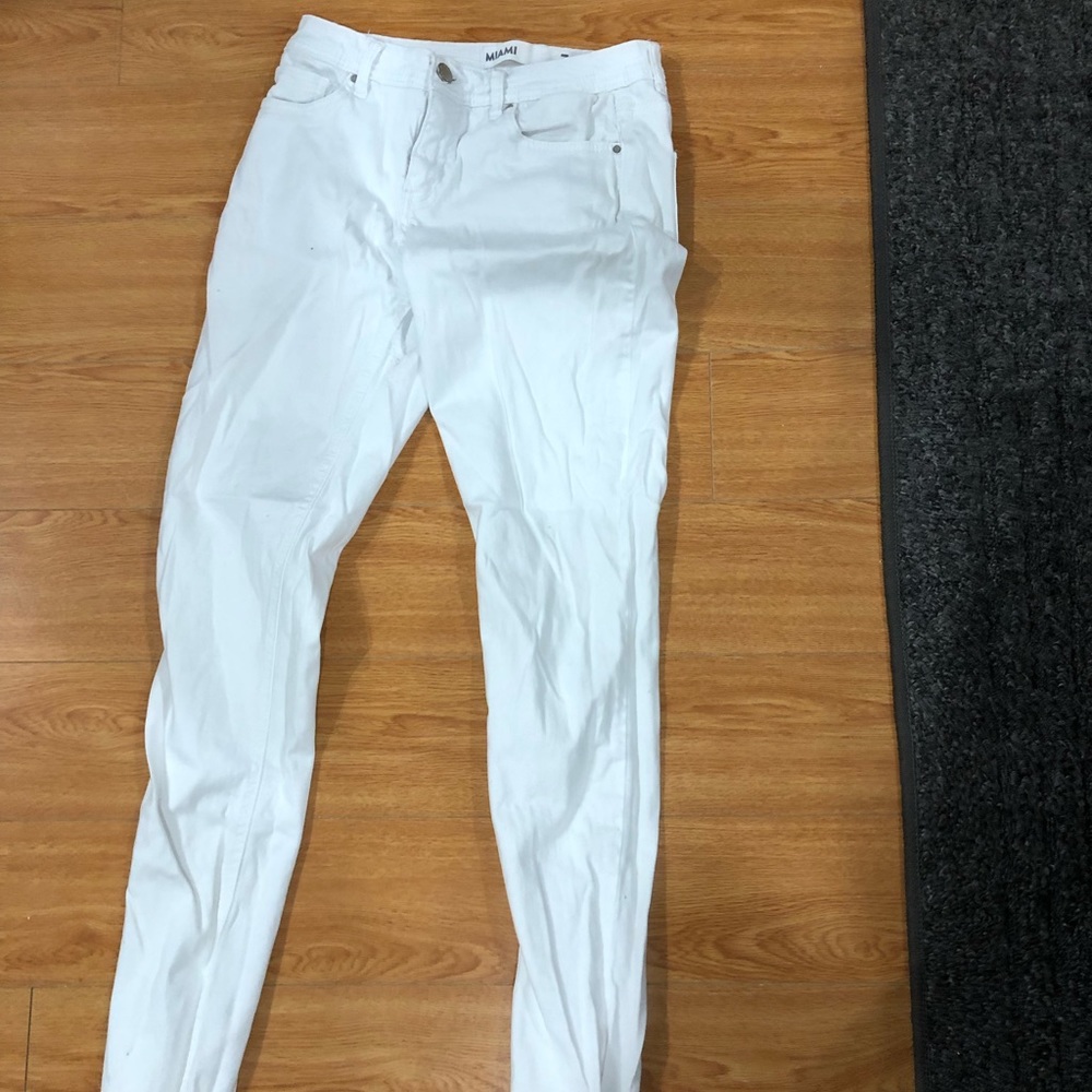 White Jeans